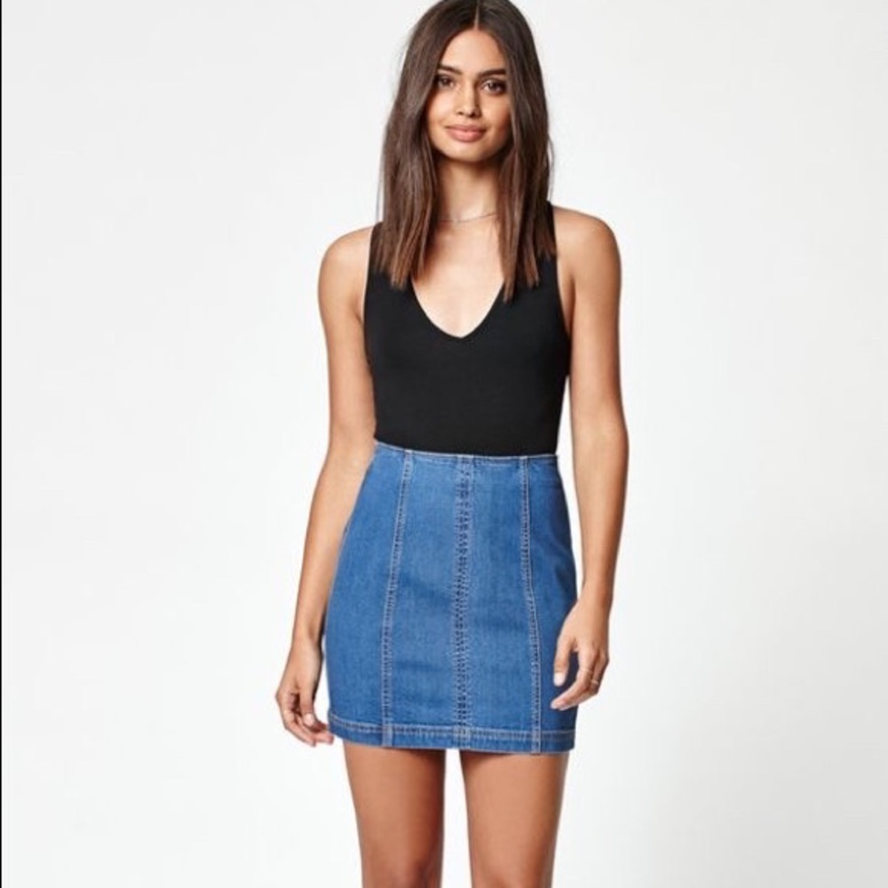 Kendall & Kylie denim skirt size 26(2)